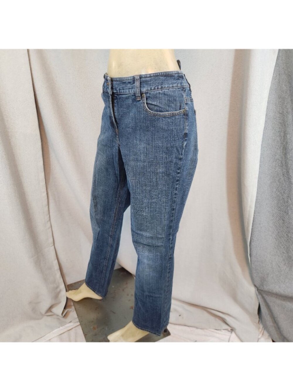 Ann Taylor LOFT Boot Cut Mid Rise Denim Dark Blue Jeans Size 10 LARGE 32 W x 30I - Picture 7 of 8